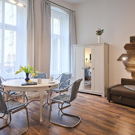 Quiet Courtyard Apartment Берлін Екстер'єр фото